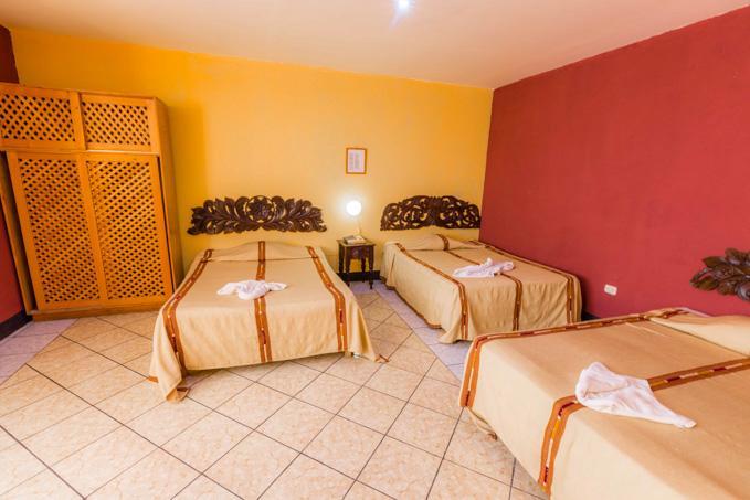 Hoteles Kakchiquel Panajachel Exterior foto